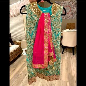 Turquoise Indian Sari w/ gold stitching & pink bottom & a pink & gold Shaw
